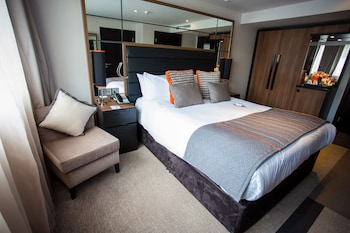 Standard Room, 1 King Bed