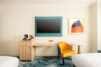 Standard Room, 2 Double Beds (Courtyard)