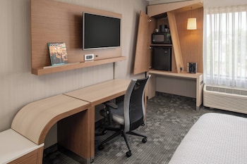 Standard Room, 1 Double Bed (Mobility/Hearing Access, Roll-in Shwr)