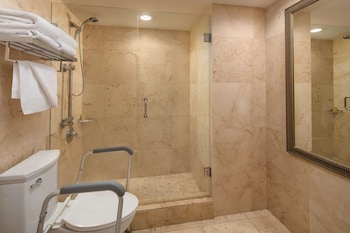 Room, 2 Double Beds, Accessible, Bay View (Mobility)