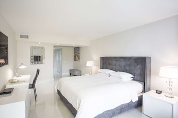 Condo, 2 Bedrooms