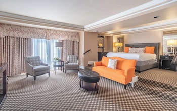 Luxury Suite