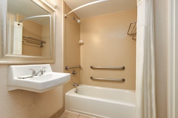 Room, 1 King Bed, Mobility Accessible, Non Smoking (Bathtub w/ Grab Bars)