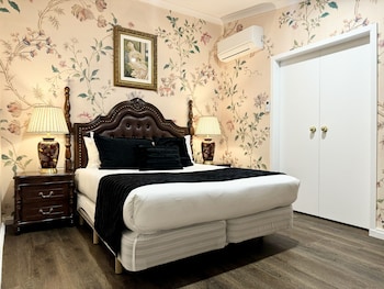 Premium Suite, Garden View