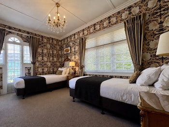 Premium Two Bedroom Suite (In Adjacent Building)