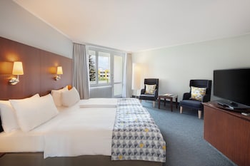 Premium Room, 1 King Bed, Balcony