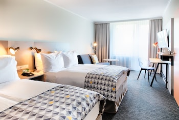 Standard Room, 2 Double Beds, Balcony