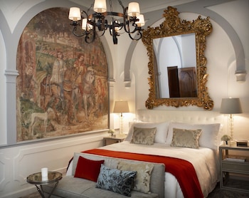 Deluxe Room, 1 King Bed
