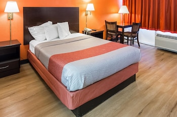 Standard Room, 1 King Bed, Smoking