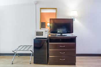 Standard Room, 1 King Bed, Smoking