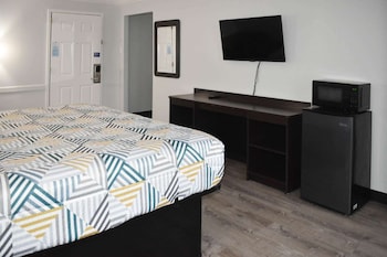 Deluxe Room, 2 Double Beds, Non Smoking, Refrigerator & Microwave