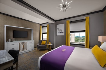 Room, 1 King Bed, Mobility Accessible