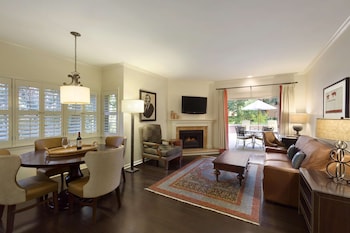 Suite, 1 Bedroom (General Vallejo,1 King)