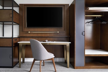 Standard Room, 2 Queen Beds (Hearing Accessible)