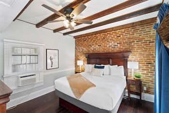 Premier Room, 1 King Bed, Non Smoking