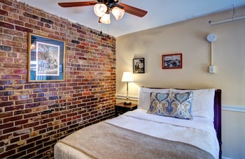 Basic Room, 1 Double Bed, Non Smoking
