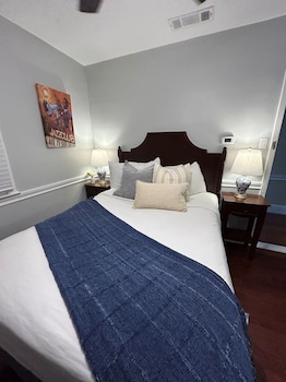 Premier Room, 1 King Bed, Non Smoking