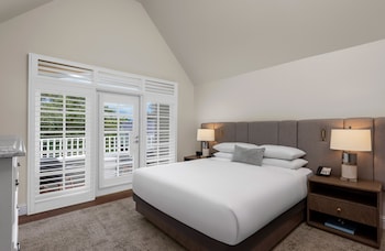 Suite (Del Mar)