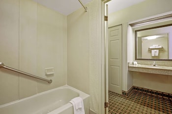 Room, 1 King Bed, Non Smoking (Mobility Accessible)