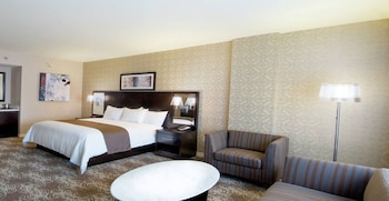 Room, 1 King Bed, Corner
