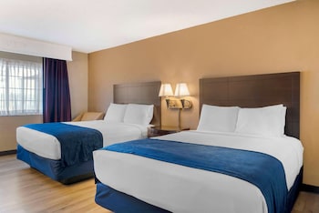 Standard Room, 2 Queen Beds, Non Smoking, Refrigerator & Microwave