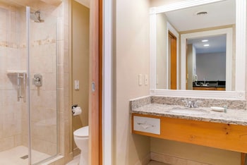 Suite, 1 King Bed, Non Smoking, Jetted Tub