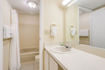 Standard Room, 2 Double Beds