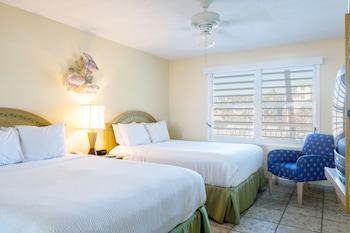 Studio, 2 Queen Beds, Mobility Accessible, Marina View