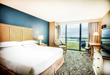 Room, 1 King Bed, Accessible, City View (Hearing)