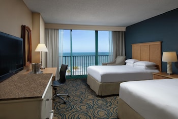 Room, 2 Queen Beds, Bathtub, Oceanfront