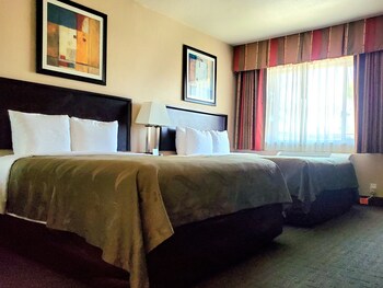 Standard Room, 2 Double Beds, Non Smoking