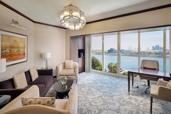Executive Suite, 1 King Bed, 1 bedroom, Club lounge access