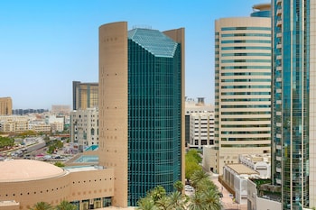 Deluxe Room, 2 Twin Beds, City View