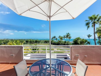 Caribbean Oceanview 1 King with Terrace
