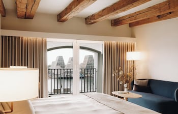 Suite (Admiral)