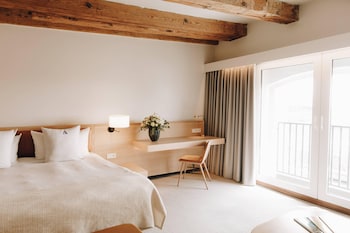 Suite (Admiral)