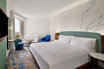 Executive Room, 1 King Bed with Sofa bed