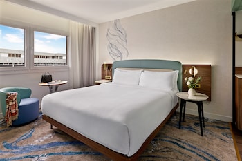 Superior Room, 1 King Bed, Non Smoking