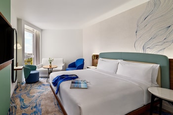 Superior Room, 1 King Bed with Sofa bed, Non Smoking