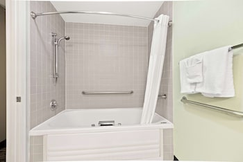 Standard Room, 1 King Bed, Non Smoking, Jetted Tub