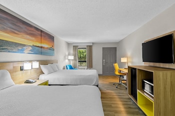 Room, 2 Double Beds, Non Smoking