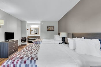 Deluxe Room, 2 Queen Beds, Accessible, Non Smoking