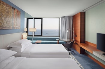 Deluxe Room, 2 Twin Beds, Sea View