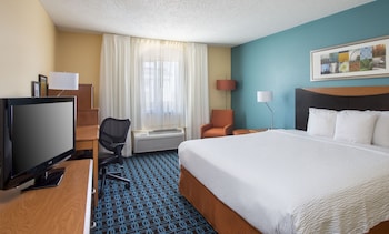 Room, 1 King Bed (Hearing Accessible)