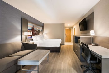 Executive Room, 1 King Bed, Non Smoking (with Sofabed)
