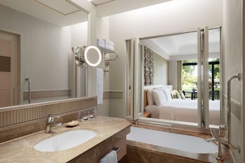 Family Garden Twin Room