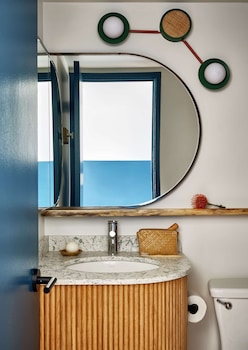 Double Room, 2 Double Beds, Mobility Accessible (with Lanai)