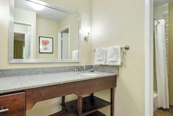 Suite, 1 Bedroom, Kitchen, Ocean View (2 Double Beds and a Sofa bed)