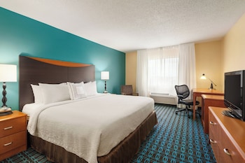 Room, 1 King Bed (Hearing Accessible)