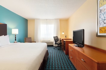 Room, 1 King Bed (Hearing Accessible)